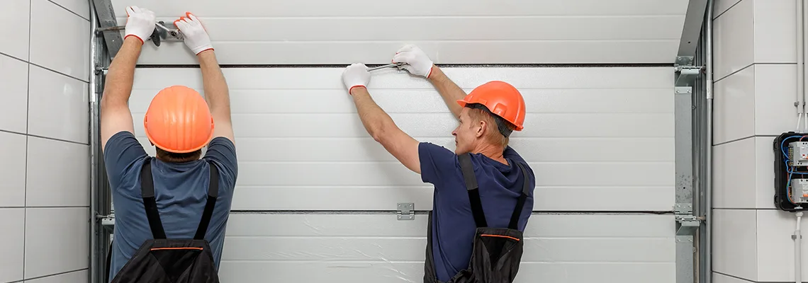 Driveway Garage Door Local Technicians in Pine Hills, Florida