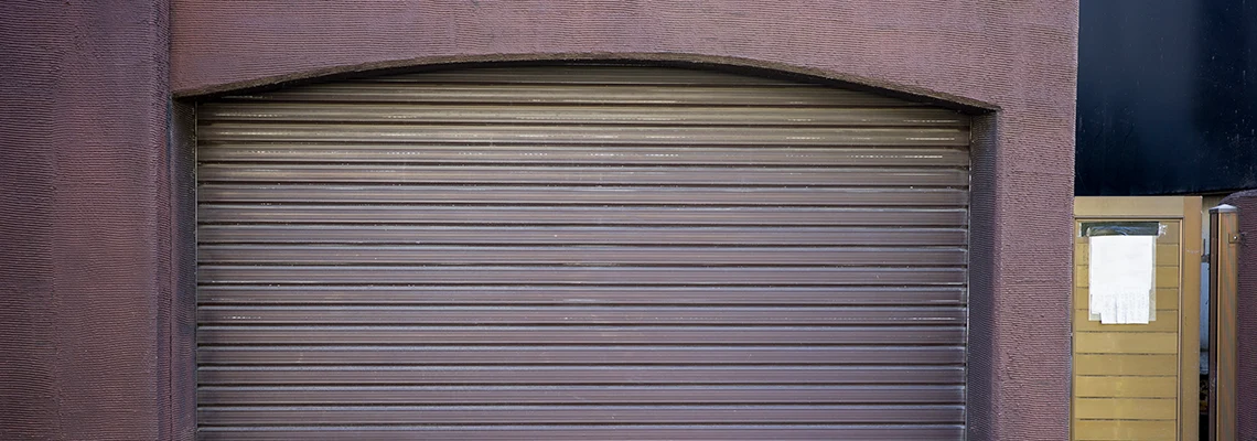 Fallen Garage Door Worn Rollers Replacement in Pine Hills, Florida